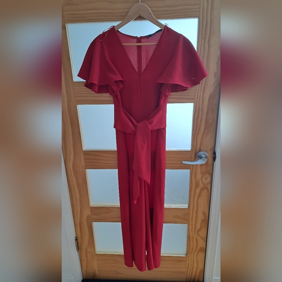 Zara red flowing jumpsuit with bow - Picture 1 of 5